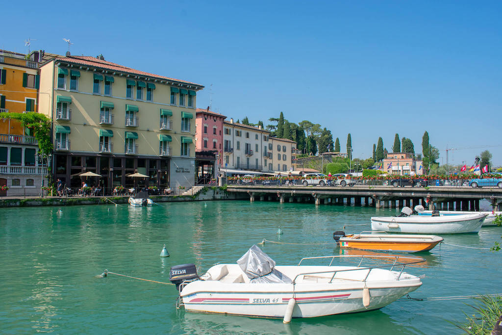 Lake Garda with boats and houses on the banks